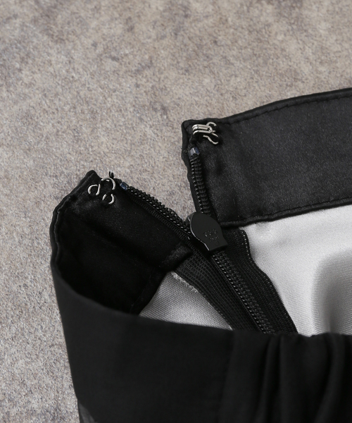 La TOTALITE（ラトータリテ）の「【洗える】パイピングシアーフレアスカート（スカート・レディース・ブラック/ベージュ・36/38）」の15枚目の写真