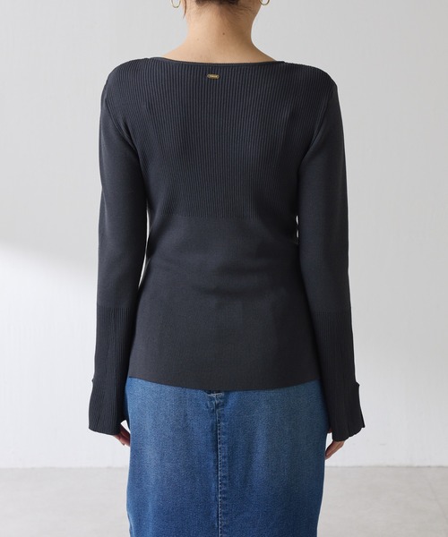 COLLAGE GALLARDAGALANTE(コラージュガリャルダガランテ)の「リブ切替Vニット(ニット/セーター・レディース・オフホワイト/チャコールグレー・FREE)」の21枚目の写真