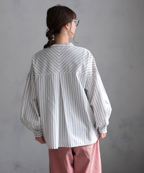 soulberry（ソウルベリー）の「ベストに合わせる、やさしいストライプのブラウス（シャツ/ブラウス・レディース・オフホワイト・5L/4L/3L/LL/L/M）」の11枚目の写真