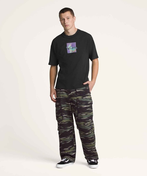 VANS(バンズ)の「PREMIUM DOWN THE RABBIT HOLE Tシャツ / LX Down The Rabbit Hole SS Tee VN000MF8E061(Tシャツ/カットソー・メンズ・ブラック・LARGE/MEDIUM/SMALL/X-SMALL/X-LARGE)」の4枚目の写真