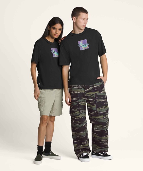 VANS(バンズ)の「PREMIUM DOWN THE RABBIT HOLE Tシャツ / LX Down The Rabbit Hole SS Tee VN000MF8E061(Tシャツ/カットソー・メンズ・ブラック・LARGE/MEDIUM/SMALL/X-SMALL/X-LARGE)」の6枚目の写真