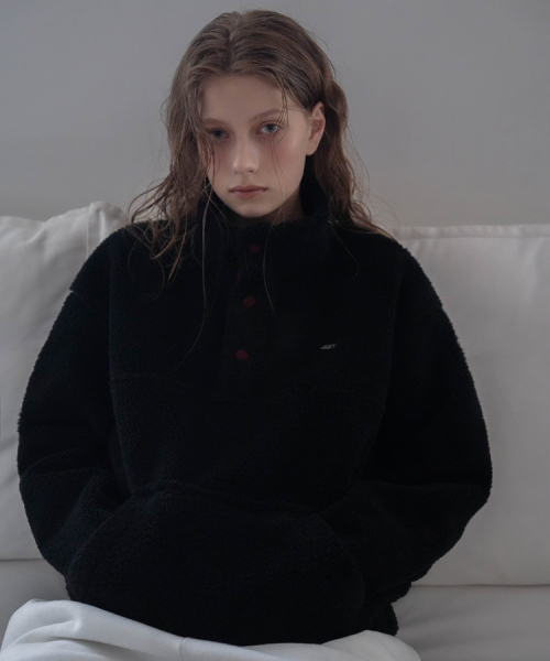 DEHEVE（デヘヴェ）の「Shearling Half Zip-up [Black]（その他トップス・レディース・ブラック・FREE）」の6枚目の写真
