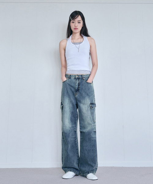 OURDAYZ（アワーデイズ）の「サンディッドカーゴワイドデニムパンツ [VINTAGE BLUE]（デニムパンツ・レディース・その他・LARGE/MEDIUM/SMALL/X-SMALL）」の3枚目の写真