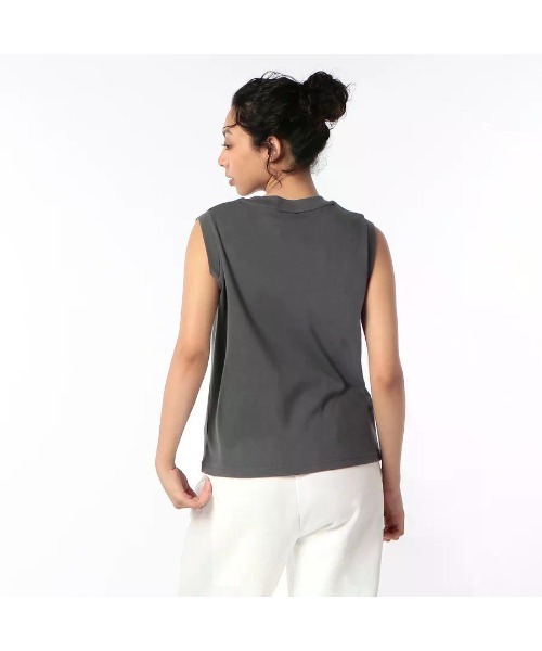 GOAT(ゴート)の「GOAT / COMPACT NO SLEEVE TEE(Tシャツ/カットソー・レディース・ダークグレー/ダークネイビー/ライトイエロー/ブラック/オリーブ/アイボリー・S/M)」の17枚目の写真