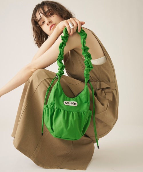AIC.(エーアイシー)の「OUTDOOR Egg Shoulder Bag(ショルダーバッグ・レディース・ピンク/グリーン/ブラック・FREE)」の2枚目の写真