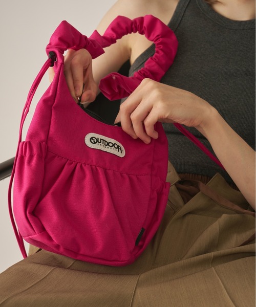 AIC.(エーアイシー)の「OUTDOOR Egg Shoulder Bag(ショルダーバッグ・レディース・ピンク/グリーン/ブラック・FREE)」の17枚目の写真