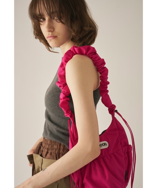 AIC.(エーアイシー)の「OUTDOOR Egg Shoulder Bag(ショルダーバッグ・レディース・ピンク/グリーン/ブラック・FREE)」の9枚目の写真
