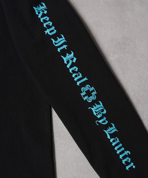 Laufer（ロイファー）の「【Laufer】 "As You Are" 袖ロゴ 長袖 ヘビーウェイトTシャツ / "As You Are" Sleeve Logo Long Sleeve Heavyweight T-Shirt（Tシャツ/カットソー・メンズ・ホワイト系2/ホワイト系1/ブラック系1/ブラック系2・L/M/S）」の16枚目の写真