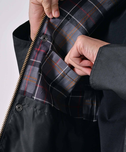 Barbour(バブアー)の「Barbour/バブアー【SPEY / スペイ】ワックス コットン ショート ブルゾン(ブルゾン・メンズ・セージグリーン/ブラック・XL/L/M/S)」の13枚目の写真