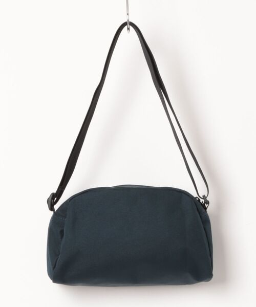 KELTY(ケルティ)の「定番がリニューアル!【KELTY】ES ROUND TOP BAG S ラウンドトップバッグ S (ブランド公式ショップ)(ショルダーバッグ・レディース・ネイビー/ベージュ/ブラック系/レオパード/アニマル/スカイブルー/オリーブ/ブラウン系/ブラック/ホワイト系/タン/マスタード/セージグリーン・ONE SIZE)」の14枚目の写真