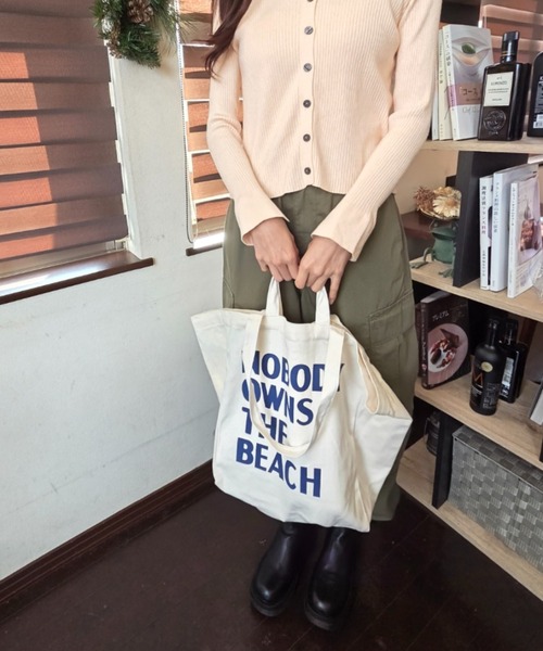 tolene(トレネ)の「2way 英字プリント A4サイズ収納可能 トートバッグ ハンドバッグ(トートバッグ・レディース・ホワイト/グリーン・FREE)」の19枚目の写真