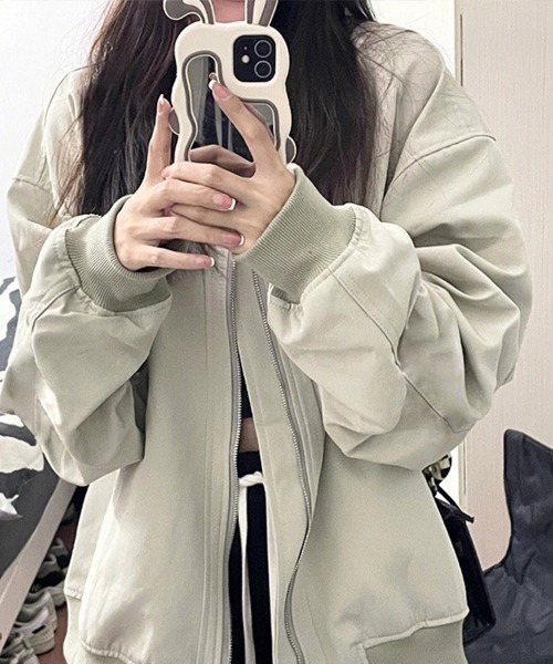 Flugge(フラッジー)の「フライトジャケット(その他アウター・レディース・ブラック/グレー・LARGE/MEDIUM)」の9枚目の写真