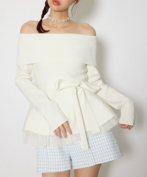 rienda（リエンダ）の「チュールレイヤードペプラムニットトップス 春服（ニット/セーター・レディース・ブラック/ブルー/ピンク/ホワイト・FREE）」の2枚目の写真