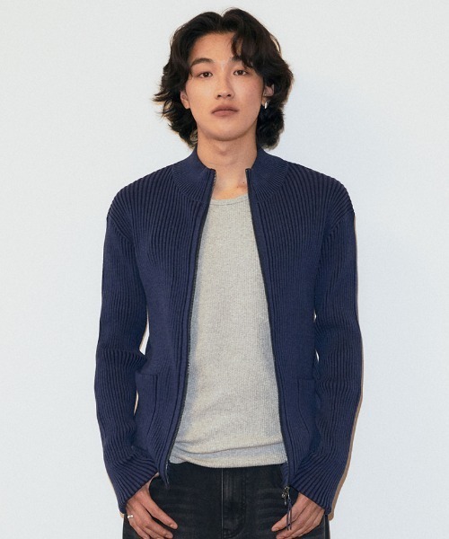 MAHAGRID(マハグリッド)の「mahagrid 『mahagrid/マハグリッド』 Two-Tone Zip-Up Cardigan/短丈ツートンジップアップカーディガン(カーディガン/ボレロ・レディース・ブルー/ブラック・S/L)」の5枚目の写真