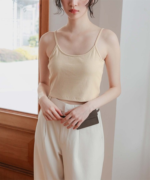 miette(ミエット)の「接触冷感カップ付きショート丈キャミソール(キャミソール・レディース・オフホワイト/グレー/ライトベージュ/ブラック・FREE)」の1枚目の写真