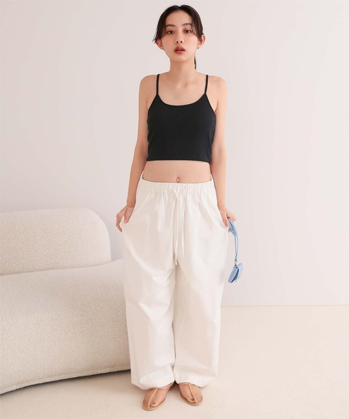 miette(ミエット)の「接触冷感カップ付きショート丈キャミソール(キャミソール・レディース・オフホワイト/グレー/ライトベージュ/ブラック・FREE)」の14枚目の写真