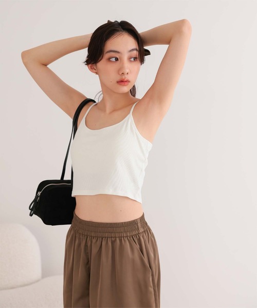 miette(ミエット)の「接触冷感カップ付きショート丈キャミソール(キャミソール・レディース・オフホワイト/グレー/ライトベージュ/ブラック・FREE)」の10枚目の写真