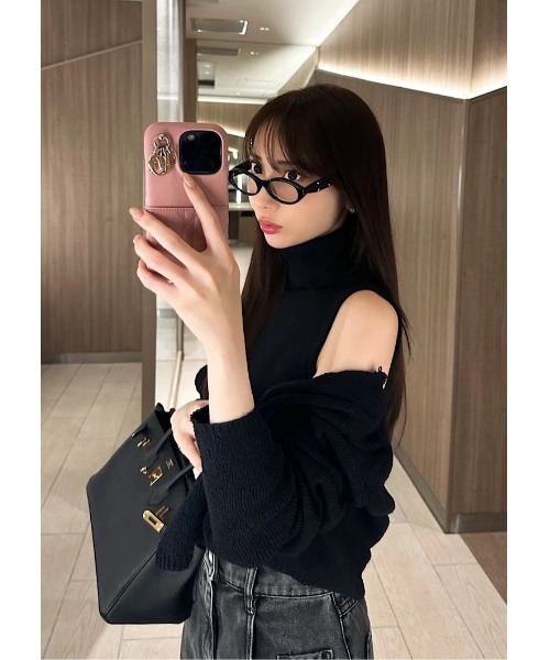 LUDICRUM(ルーディクルム)の「Loop yarn knit cardigan(カーディガン/ボレロ・レディース・ピンク/ブラック/オフホワイト・FREE)」の4枚目の写真