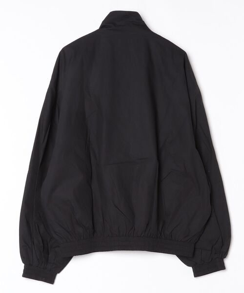 Reebok(リーボック)の「REEBOK UNISEX ICON REMIX TRACK JACKET RMBD00HC99FAB0021061(ブルゾン・メンズ・ブラック・L)」の2枚目の写真