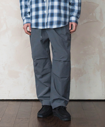 INDUST（インダスト）の「タスランツーピンタックポケットパラシュートパンツ_チャコール（スウェットパンツ）」