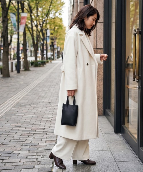 STYLE DELI(スタイルデリ)の「【DELI by】リアルレザーミニマルスクエアショルダーバッグ(ショルダーバッグ・レディース・ブラック/ブラウン/ライトグレー・FREE)」の21枚目の写真