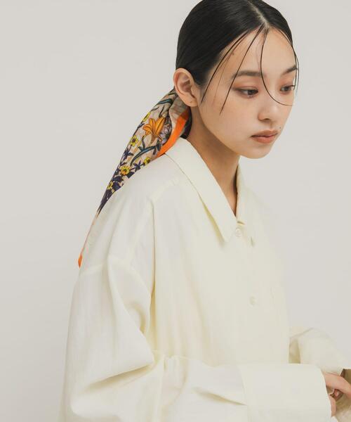 KBF（ケイビーエフ）の「ヴィンテージフラワースカーフ（バンダナ/スカーフ・レディース・レッド/オレンジ・ONE）」の16枚目の写真