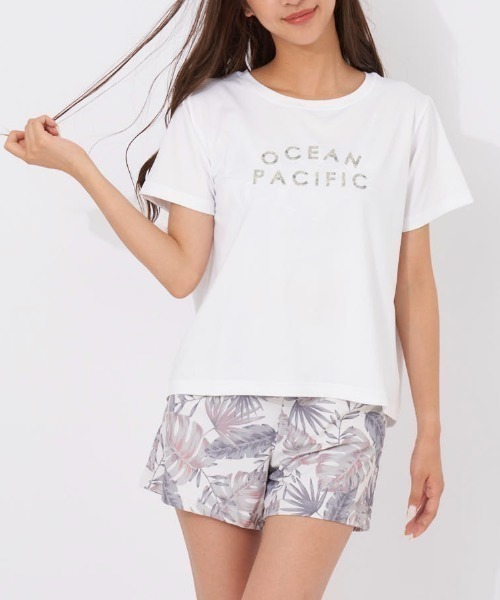 Ocean Pacific（オーシャンパシフィック）の「【OP/オーピー】レディースビキニ水着4点セット　水陸両用　半袖ラッシュガード　ボードショーツ付き　総柄ビキニ(水着)（水着・レディース・オフホワイト/ネイビー/ベージュ・SMALL/MEDIUM）」の14枚目の写真