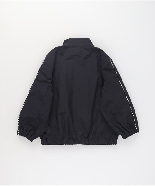 DRC branshes(ディーアールシーブランシェス)の「【WEB限定/DRC】撥水加工袖ラインナイロンジャケット(ナイロンジャケット・キッズ・ブルーグレー/ブラック/ベージュ・150/100/120/130/140/110)」の6枚目の写真