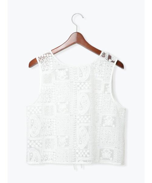 Te chichi(テチチ)の「【Atelier ChouChou】パネルレース刺繍前後2WAYジレ(セットアップ可)(ベスト・レディース・オフホワイト・F)」の9枚目の写真