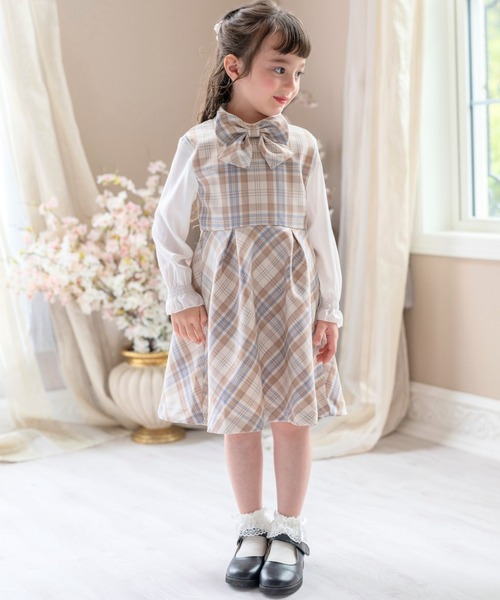 Catherine Cottage（キャサリンコテージ）の「ケープ付きチェック柄ワンピース4点セット kids（スーツセット・キッズ・オフホワイト/ベージュ・110/120/130）」の16枚目の写真