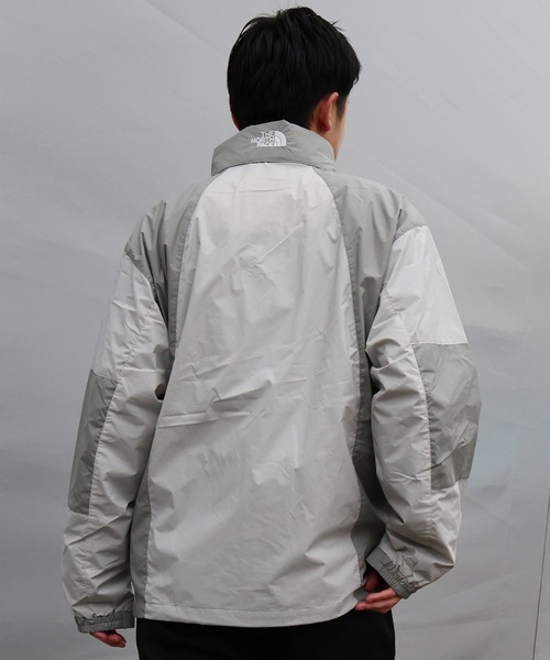THE NORTH FACE(ザノースフェイス)の「THE NORTH FACE/ザ・ノース・フェイス ブルゾン メンズ チムニーウインドジャケット NP22650(ブルゾン・メンズ・アイボリー/ダークグレー・L/XL/M)」の7枚目の写真