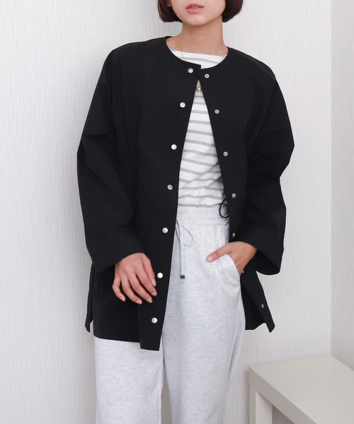 libelle more（リベル モア）の「【防花粉加工】ナイロンノーカラーコート（ノーカラーコート・レディース・アイボリー/グレイッシュベージュ/カーキ/ブラック/モカ/ネイビー・M/L）」の19枚目の写真