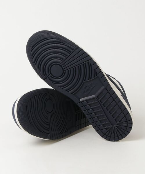 JORDAN BRAND(ジョーダンブランド)の「AIR JORDAN 1 LOW SE(スニーカー・メンズ・ネイビー・26.0cm/26.5cm/27.0cm/27.5cm/28.0cm/28.5cm/29.0cm/25.5cm)」の3枚目の写真