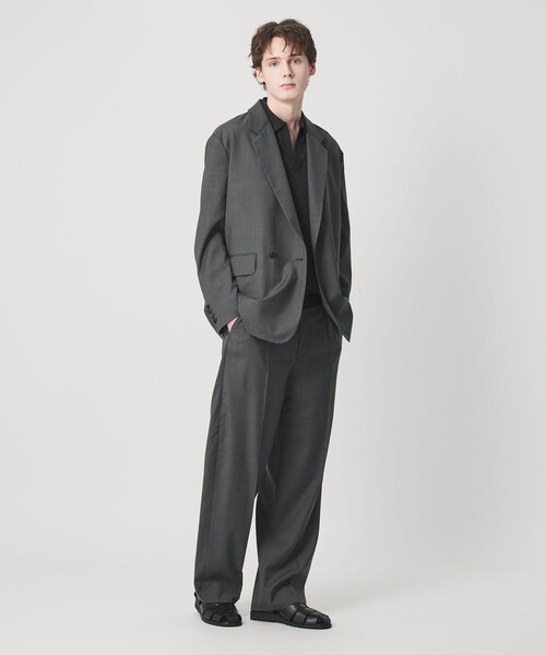 LOEFF(ロエフ)の「【別注】<BEAUTY&YOUTH × LOEFF>トロピカルウール アジャスタブル パンツ MENS(その他パンツ・メンズ・オリーブ・0/2/1)」の4枚目の写真