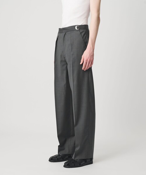 LOEFF(ロエフ)の「【別注】<BEAUTY&YOUTH × LOEFF>トロピカルウール アジャスタブル パンツ MENS(その他パンツ・メンズ・オリーブ・0/2/1)」の7枚目の写真