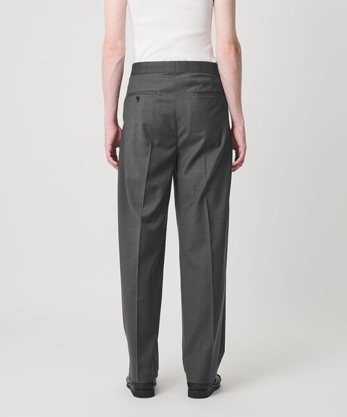 LOEFF(ロエフ)の「【別注】<BEAUTY&YOUTH × LOEFF>トロピカルウール アジャスタブル パンツ MENS(その他パンツ・メンズ・オリーブ・0/2/1)」の9枚目の写真