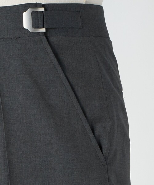 LOEFF(ロエフ)の「【別注】<BEAUTY&YOUTH × LOEFF>トロピカルウール アジャスタブル パンツ MENS(その他パンツ・メンズ・オリーブ・0/2/1)」の12枚目の写真