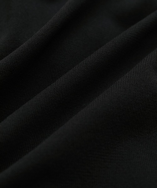 LE CERCLE par rope'（ルセルクルパーロペ）の「新色追加【UVケア/接触冷感/抗菌防臭】Vネックカーディガン（カーディガン/ボレロ・レディース・ブラック/グリーン/レッド/ブラウン/ライトグレー・FREE）」の8枚目の写真