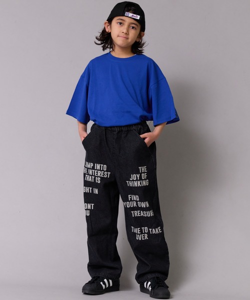 PAIRMANON STREET（ペアマノンストリート）の「デニム ロゴプリント ストレート パンツ【PAIRMANON STREET】（デニムパンツ・キッズ・インディゴブルー/ブラック/ブラック系その他・110/130/100/90/120/140/160/150）」の7枚目の写真
