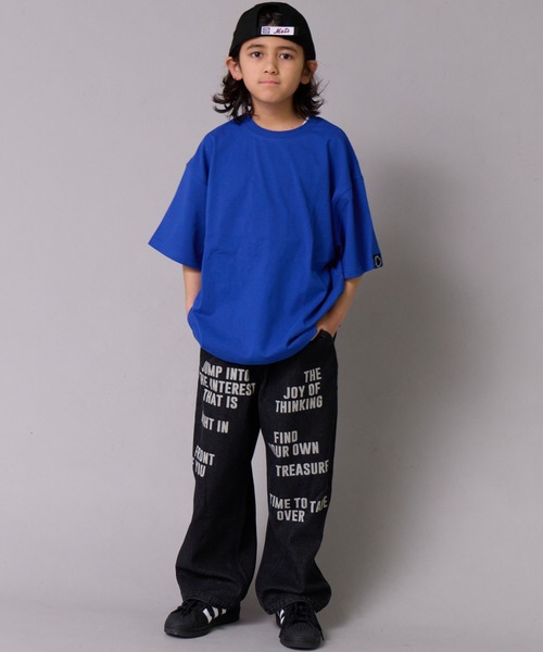 PAIRMANON STREET（ペアマノンストリート）の「デニム ロゴプリント ストレート パンツ【PAIRMANON STREET】（デニムパンツ・キッズ・インディゴブルー/ブラック/ブラック系その他・110/130/100/90/120/140/160/150）」の8枚目の写真
