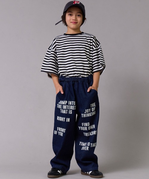 PAIRMANON STREET（ペアマノンストリート）の「デニム ロゴプリント ストレート パンツ【PAIRMANON STREET】（デニムパンツ・キッズ・インディゴブルー/ブラック/ブラック系その他・110/130/100/90/120/140/160/150）」の15枚目の写真