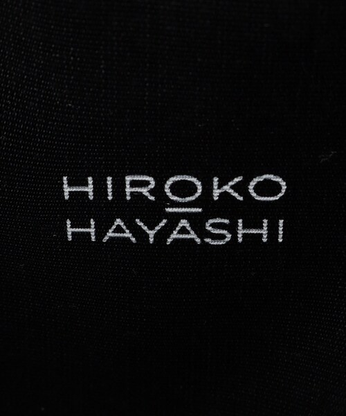 HIROKO HAYASHI(ヒロコハヤシ)の「TRIS(トリス)ショルダーバッグM(ショルダーバッグ・レディース・オフホワイト・00)」の14枚目の写真