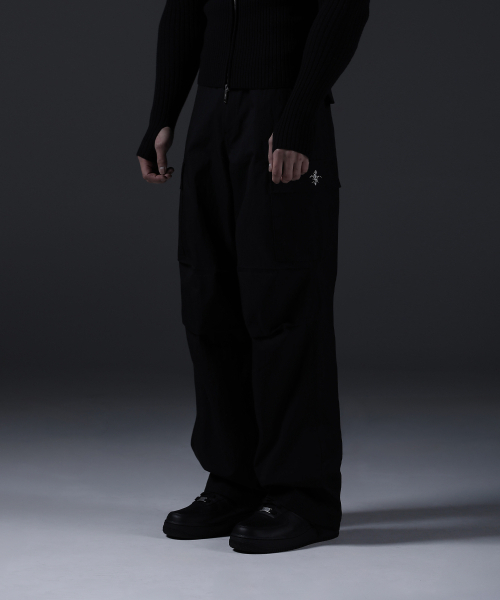 CARMID（カミド）の「グローリー ワイドカーブドパラシュートカーゴパンツ[ブラック]（スウェットパンツ・メンズ・その他・1/2/3）」の3枚目の写真