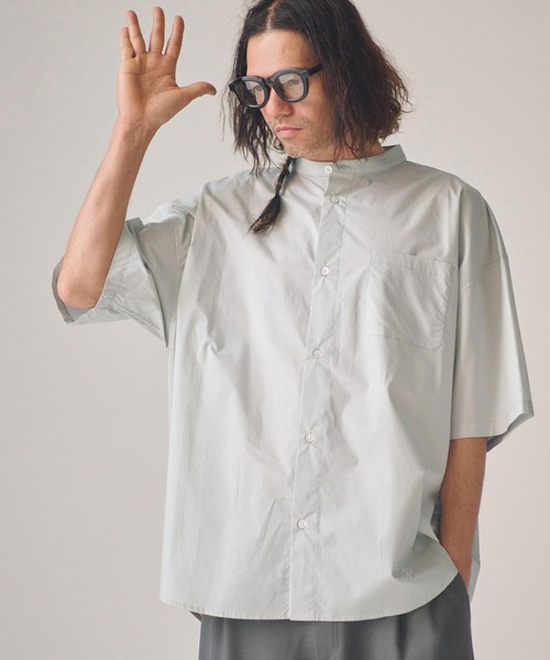 ADAM PATEK(アダムパテック)の「mhs2581-ap embroidery stand collar shirt 半袖シャツ(AP2615032)(シャツ/ブラウス・メンズ・グレー/ホワイト/ダークグレー・2/1)」の2枚目の写真