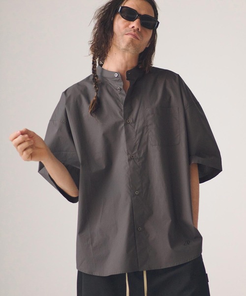ADAM PATEK(アダムパテック)の「mhs2581-ap embroidery stand collar shirt 半袖シャツ(AP2615032)(シャツ/ブラウス・メンズ・グレー/ホワイト/ダークグレー・2/1)」の3枚目の写真