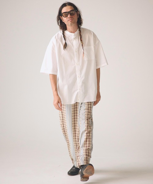 ADAM PATEK(アダムパテック)の「mhs2581-ap embroidery stand collar shirt 半袖シャツ(AP2615032)(シャツ/ブラウス・メンズ・グレー/ホワイト/ダークグレー・2/1)」の9枚目の写真