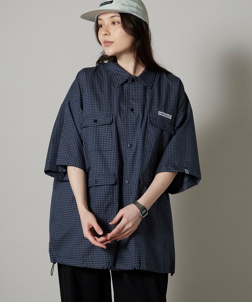 OK YESTERDAY（オッケーイエスタデイ）の「OK YESTERDAY / オーケー イエスタデイ ショートスリーブ ユーティリティシャツ / SHORT-SLEEVE UTILITY SHIRT 2026年 夏 夏服（シャツ/ブラウス・レディース・ブルー/ブラック系その他/カーキ/ブラック/ネイビー・M/L）」の4枚目の写真