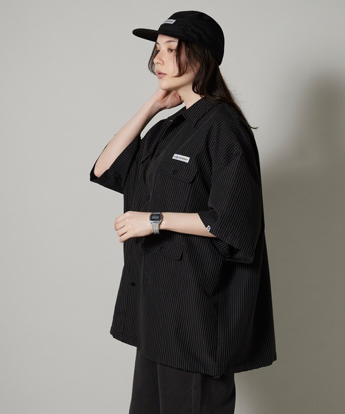 OK YESTERDAY（オッケーイエスタデイ）の「OK YESTERDAY / オーケー イエスタデイ ショートスリーブ ユーティリティシャツ / SHORT-SLEEVE UTILITY SHIRT 2026年 夏 夏服（シャツ/ブラウス・レディース・ブルー/ブラック系その他/カーキ/ブラック/ネイビー・M/L）」の17枚目の写真