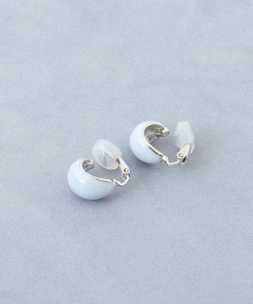 grace grace （グラスグラス）の「【grace grace/グラスグラス】エポクルンイヤリング（イヤリング・レディース・ライトグレー/ベージュ・FREE）」の2枚目の写真