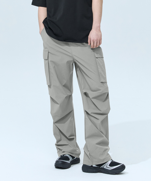 BLACK MONSTER FIT(ブラックモンスターフィット)の「クールテンションセミワイドカーゴパンツ(3色)(スウェットパンツ・メンズ・ライトカーキ/ブラック/チャコール・MEDIUM/X-LARGE/2XL/LARGE)」の10枚目の写真